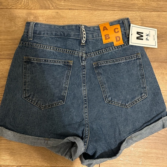 Jean shorts high waisted NWT - Picture 1 of 2